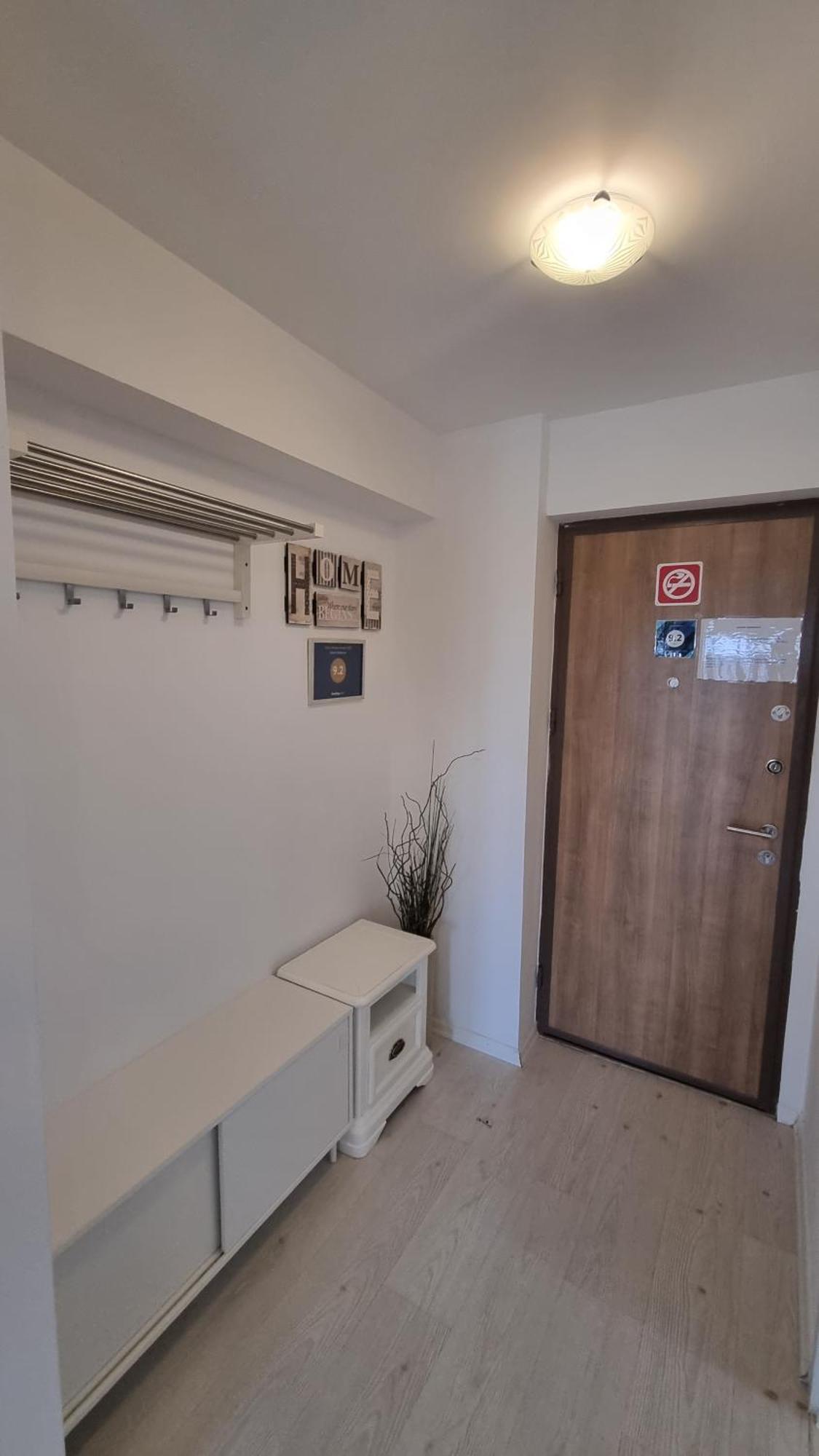 Airport Residence Studio 401 โอโตเปนี ภายนอก รูปภาพ