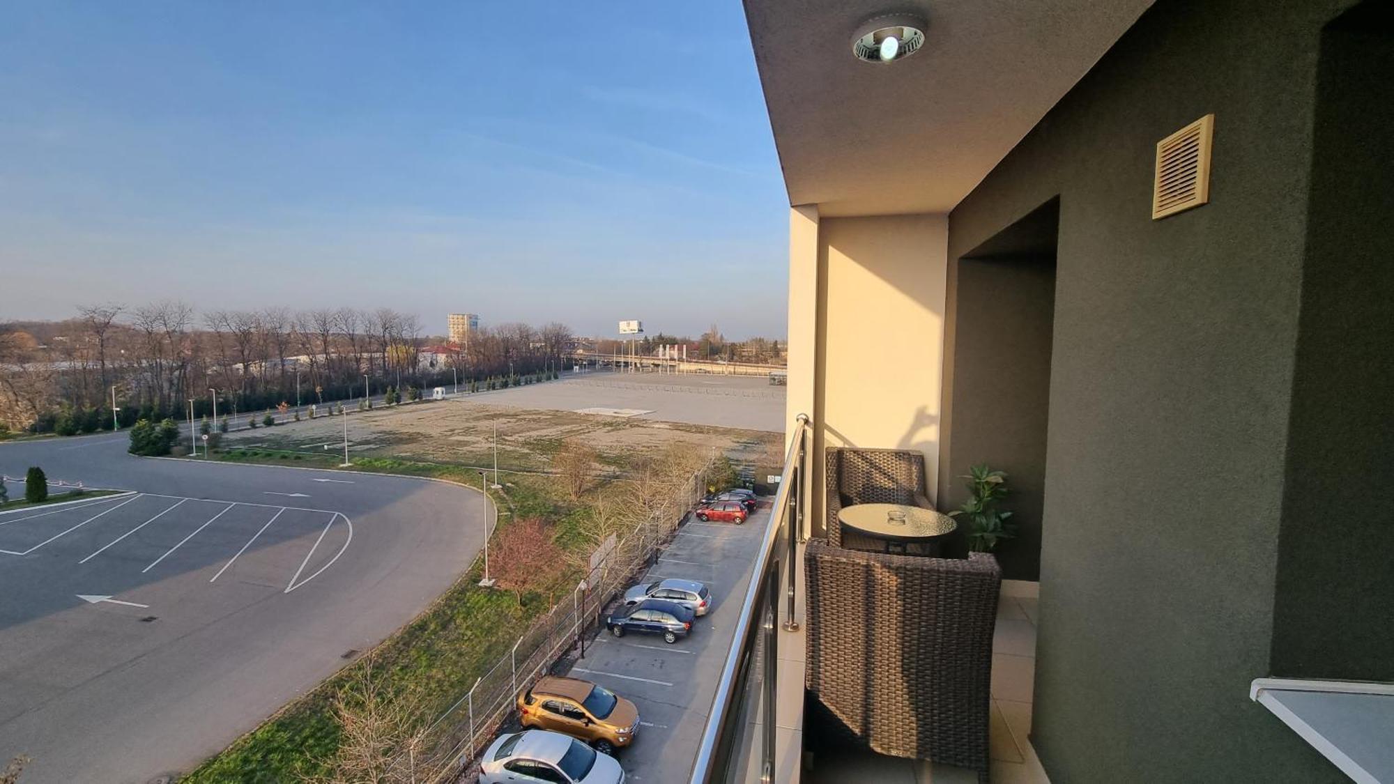 Airport Residence Studio 401 โอโตเปนี ภายนอก รูปภาพ